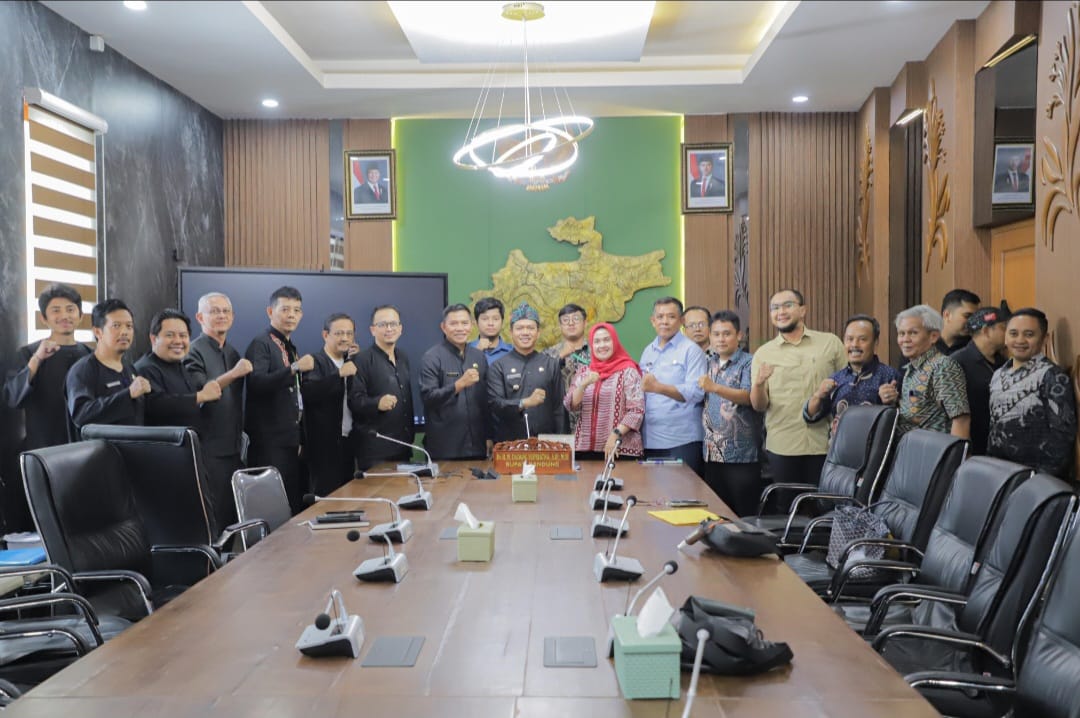 Bupati Bandung Selesaikan Polemik Pasar Ciparay: Minggu Depan Mulai Pembangunan