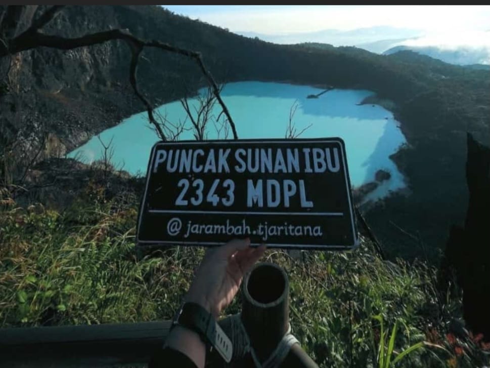Alami Kelelahan dan Hipotermia, Pendaki Asal Ciparay Meninggal Dunia di Puncak Kawah Putih Rancabali