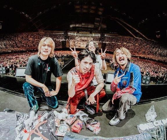 Lirik Wherever You Are One Ok Rock Lengkap Dengan Makna dan Terjemahannya