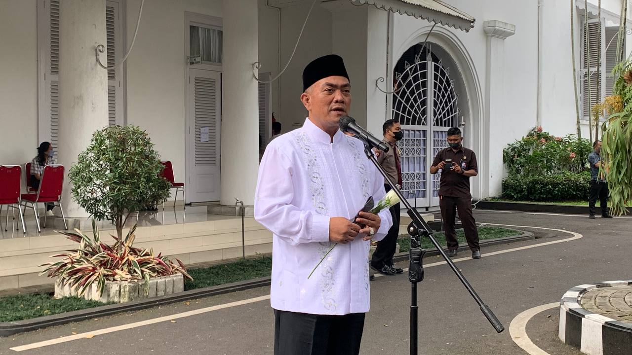 Takziyah ke Gedung Pakuan, Wali Kota Cirebon Sebut Ada Perasaan yang Sulit Diungkapkan