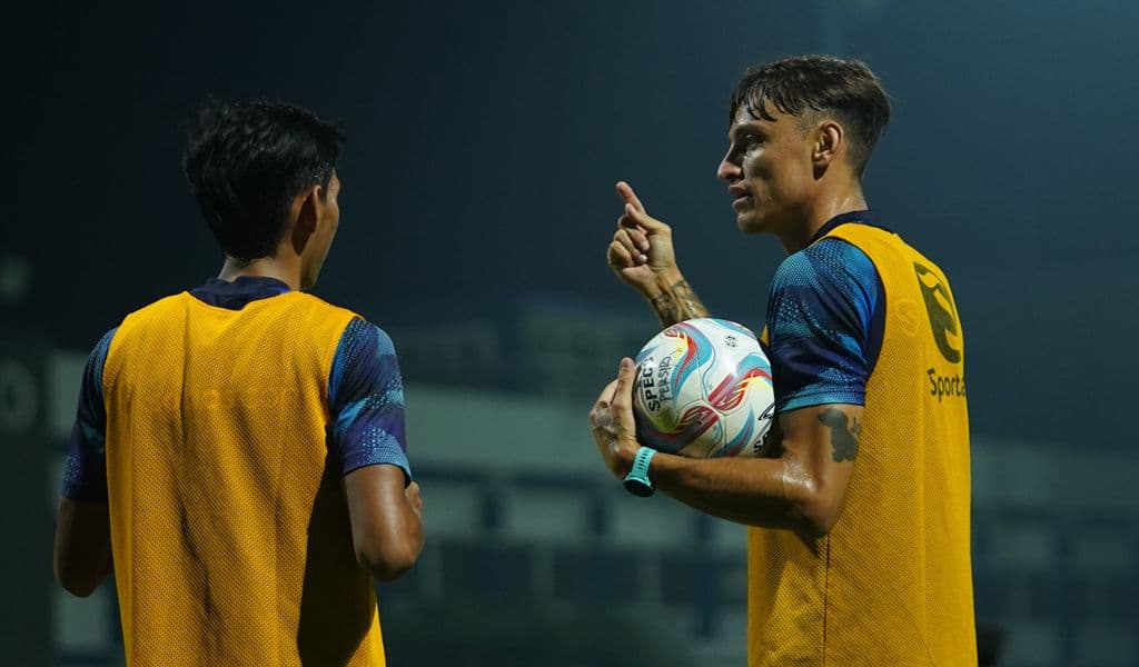 Stefano Beltrame Tuntut Persib Tampil All-Out Saat Lawan Bhayangkara FC