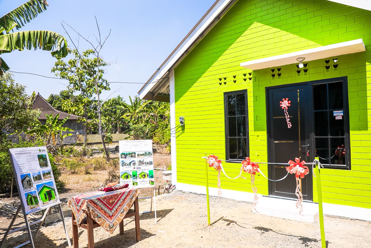 Pemprov Jateng Uji Bata Interlock, Bangun Rumah Lebih Cepat dan Hemat