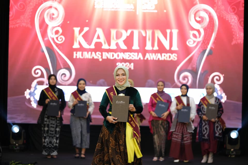 PLN Icon Plus Raih Penghargaan Kartini Humas Indonesia Atas Inovasi dan Dedikasi Bagi Masyarakat dan Industri