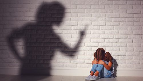 Mengenali 5 Dampak Kekerasan Verbal Terhadap Anak