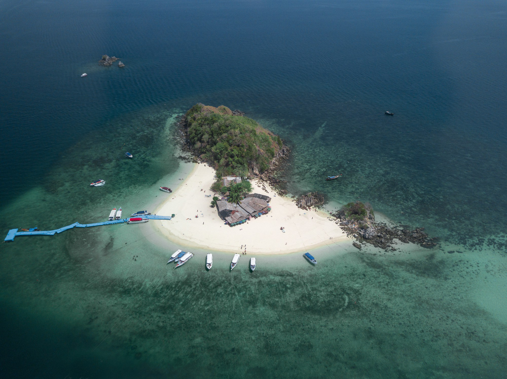 Indahnya Pulau Tidung, Salah Satu Pulau di Kepulauan Seribu yang Menawarkan Pemandangan Menakjubkan!