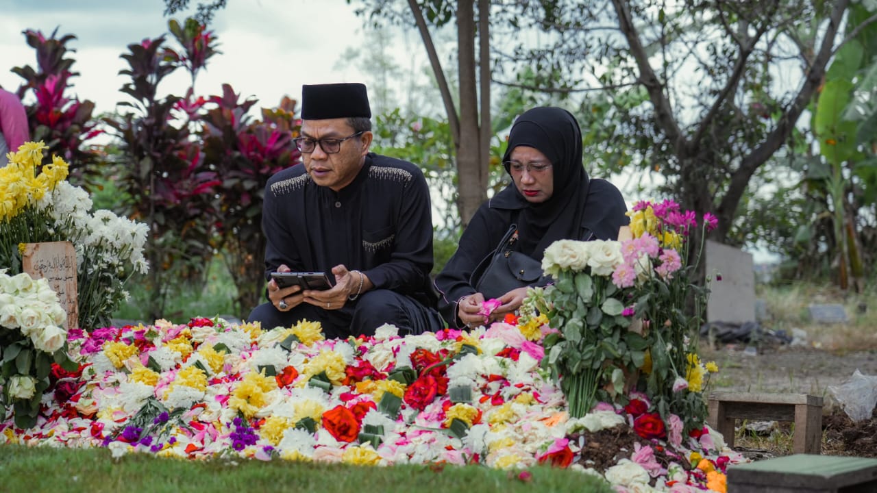 Doa dan Air Mata Bupati Bandung Kang DS Mengiringi Kepergian Dirut BJB Yusuf Saadudin