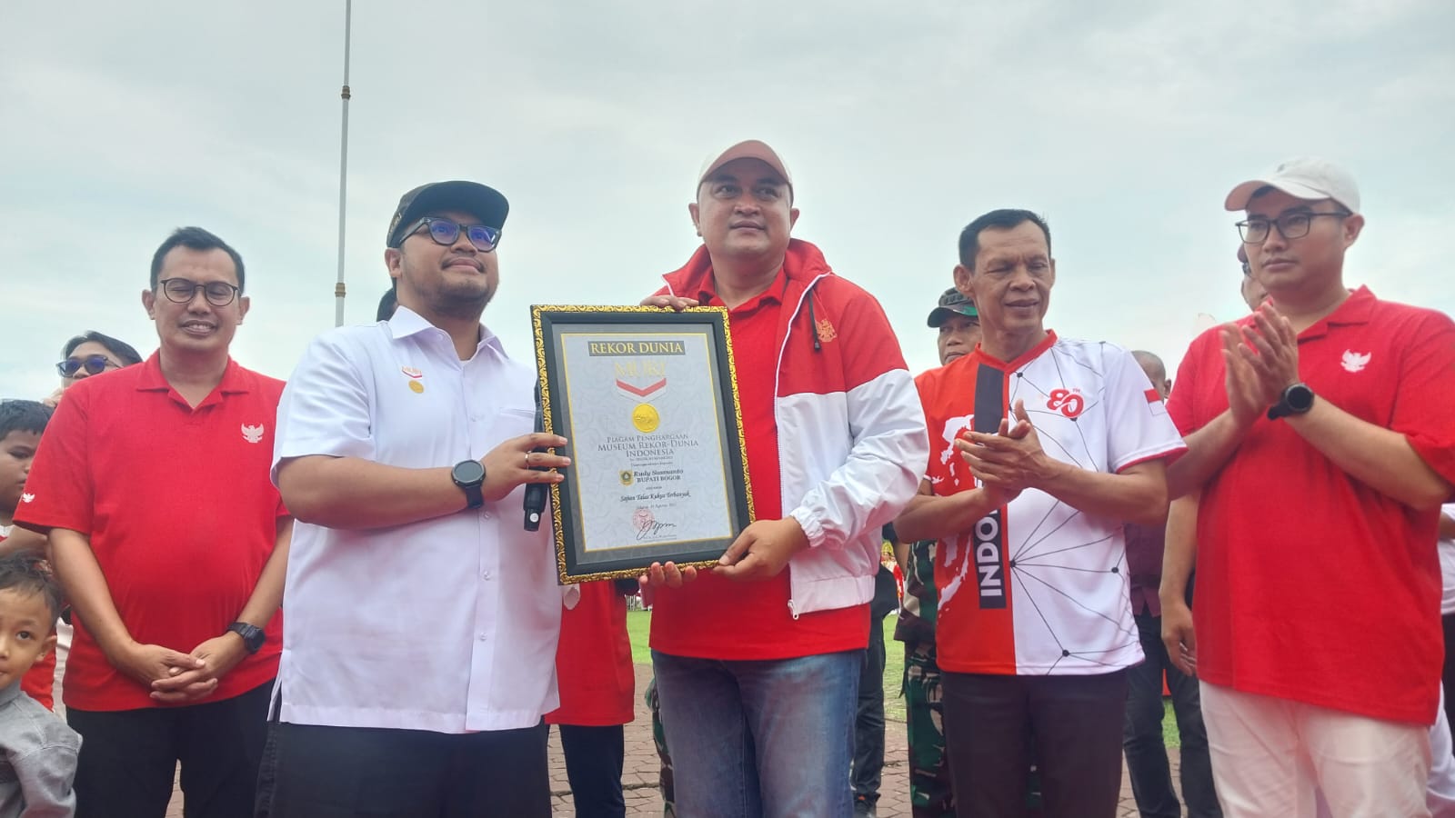 Sajikan 2.000 Porsi Talas, Pemkab Bogor Raih Rekor MURI