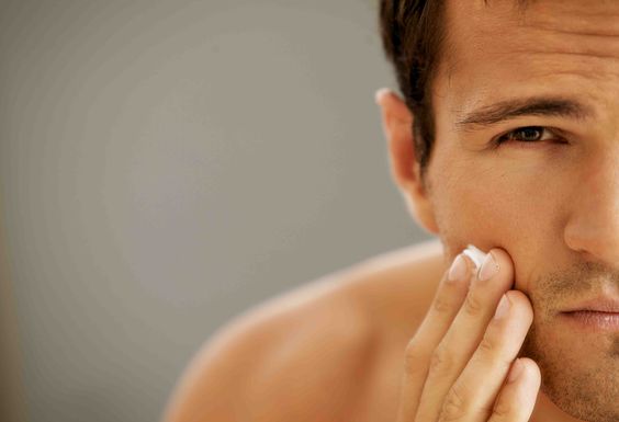Referensi Skin Care Untuk Pria, Dijamin Wujudkan Kulit Mulus dan Glowing!
