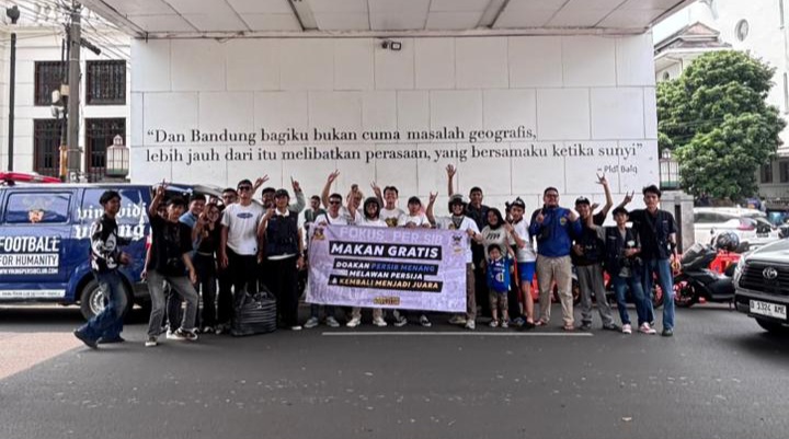 Mengetuk Langit demi Persib Bandung, Viking Frontline Tebar Kebaikan
