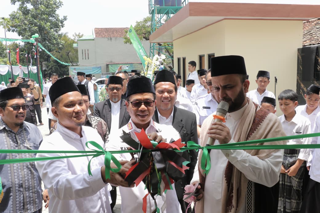 Bupati Bandung Resmikan Masjid Ponpes Wasilatul Huda Cicalengka: Cetak Generasi Berakhlakul Karimah