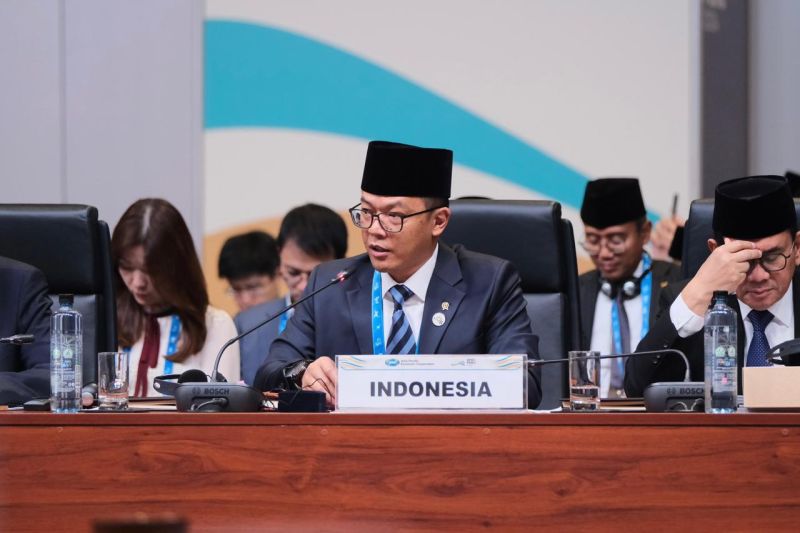 Menlu RI Bahas Penggunaan Inovasi dan Teknologi Digital dalam Pertemuan AMM APEC