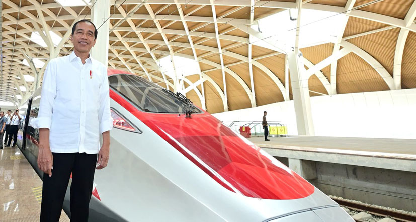 Gratis! Kereta Cepat Jakarta-Bandung Bisa Dicoba untuk Umum Mulai Hari Ini