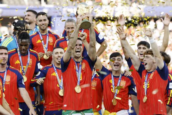 Fabian Ruiz Jadi Kandidat Ballon d'Or 2026, Ini Deretan Gelar yang Sudah Diraihnya