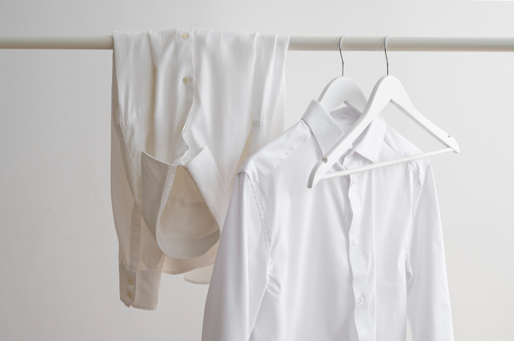 Strategi Ampuh Membersihkan Noda pada Baju Putih Tanpa Bleaching