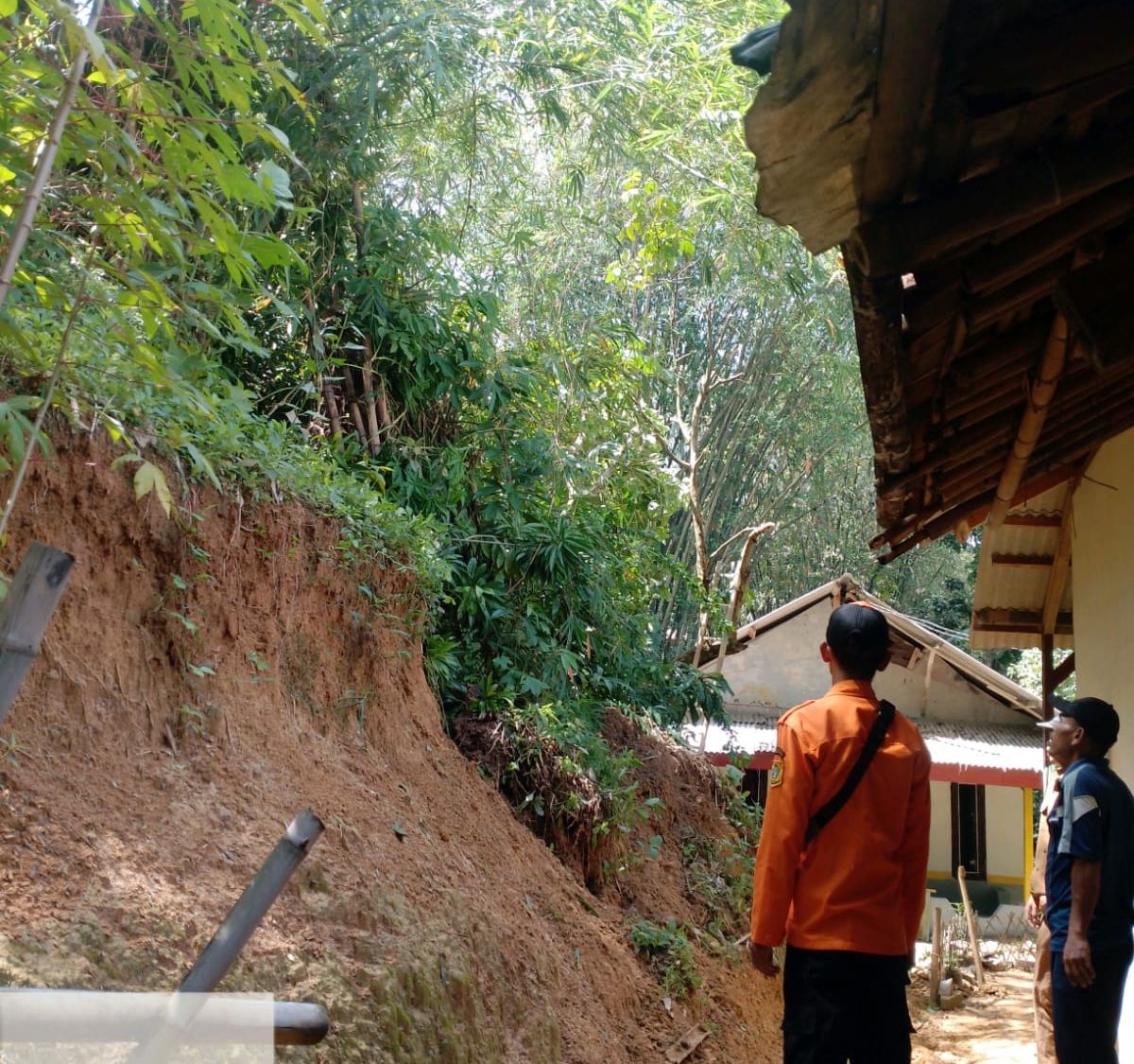 Longsor 7 Meter Ancam Empat Rumah di Klapanunggal Bogor, Begini Kronologinya