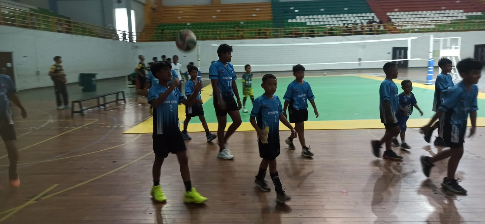 Kurang Bibit Pemain,  Manula Jadi Pilihan Atlit U-12 Volley Ball Kabupaten Bandung