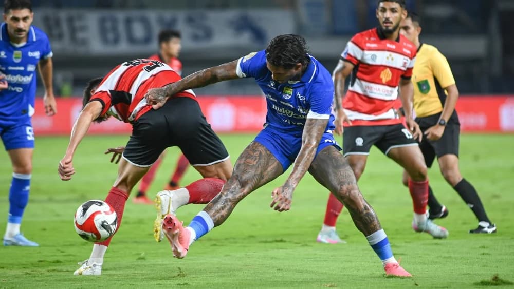 Jadwal Liga 1 Hari Ini 2 Maret 2026: Big Match Persebaya Vs Persib, Lengkap dengan Link Streaming