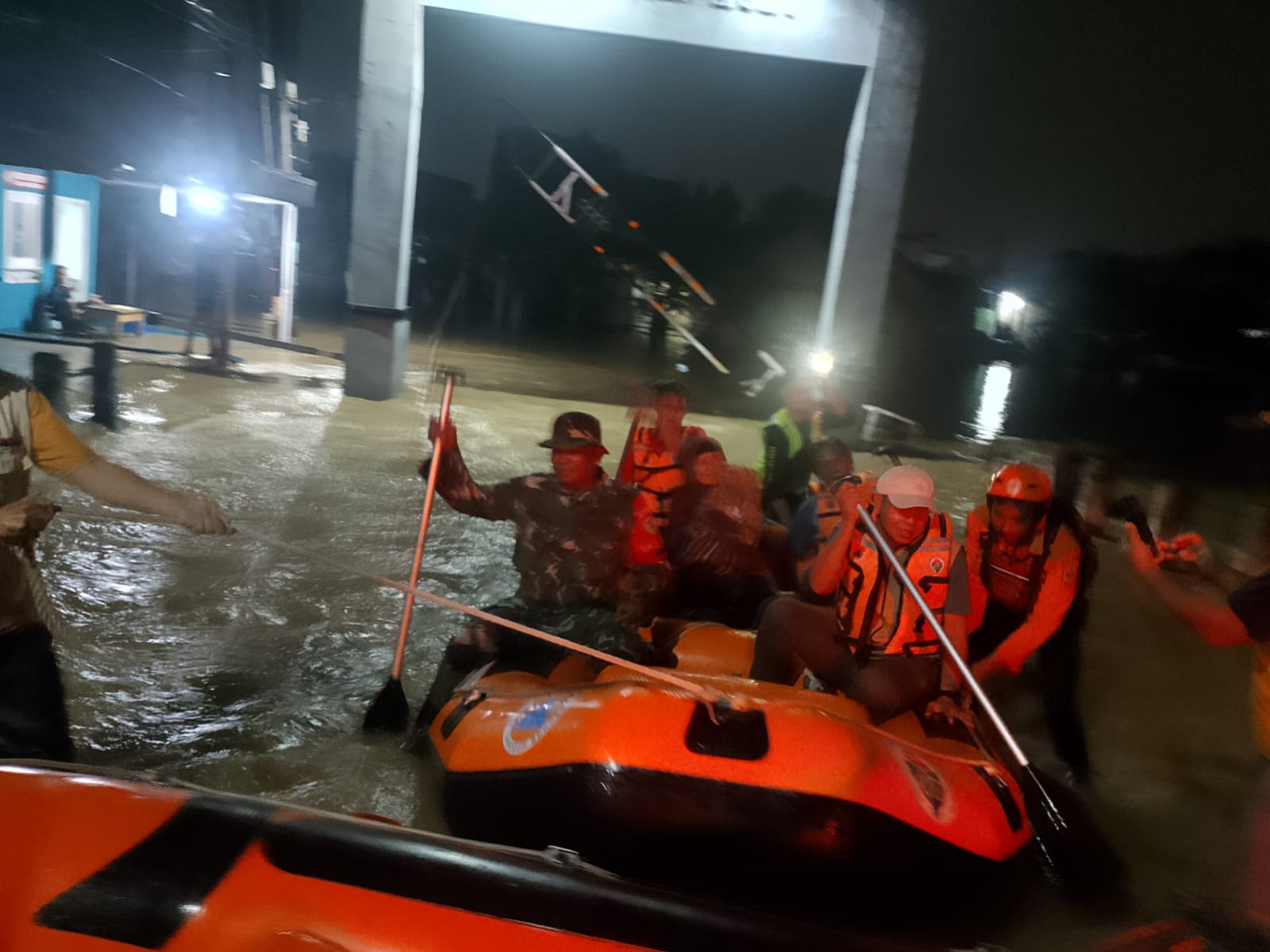 BPBD Kabupaten Bogor: 523 Jiwa Terdampak Banjir Akibat Luapan Sungai Cibarengkok