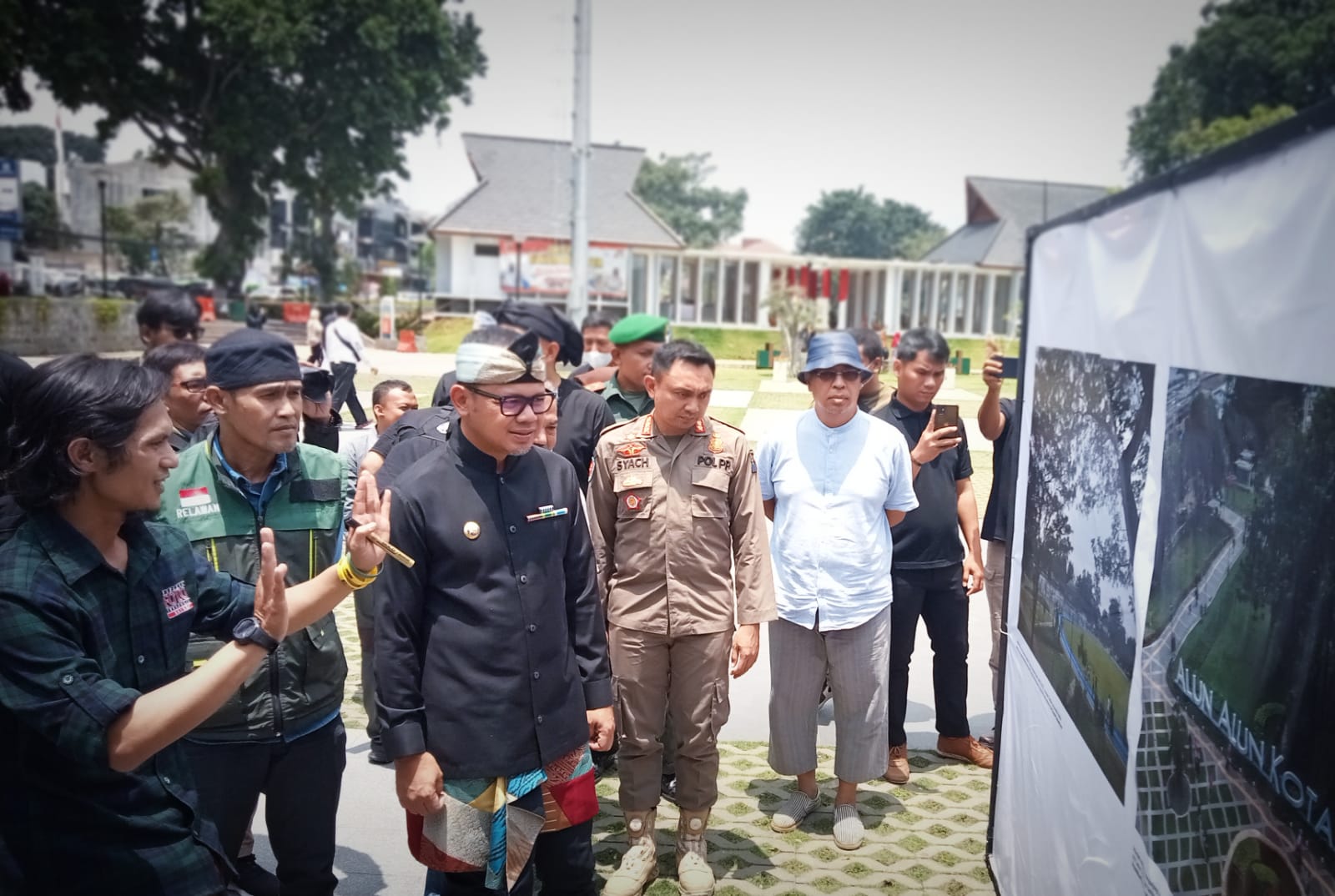 50 Foto Terbaik PFI Bogor Dipamerkan di Alun-alun Kota Bogor, Bima Arya: Wartawan Memotret Baik Setiap Momen