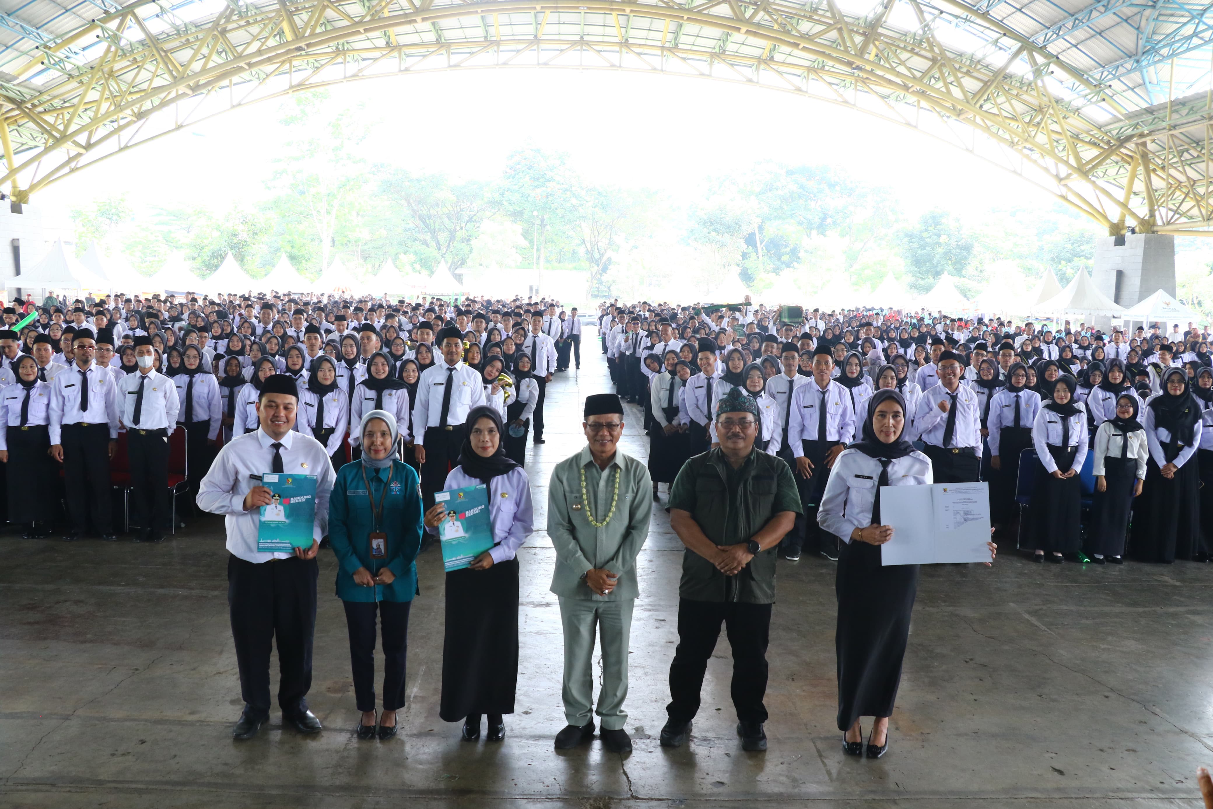 Tunjukan Kinerja Terbaik, Bupati Dadang Supriatna: PPPK Bekerja Sepenuh Hati, Bersemangat dan Bertangungjawab