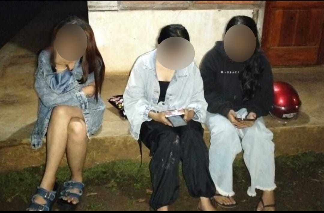 Warga Cileunyi Bandung Amankan Tiga Wanita Diduga Transaksi Narkotika Jenis Sabu