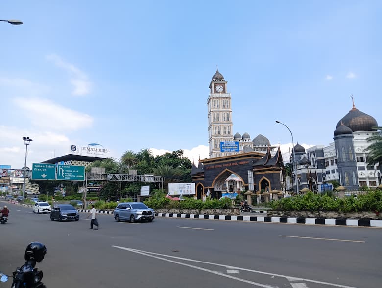 Urai Kemacetan Puncak, Polisi Masih Terapkan One Way Arah Jakarta