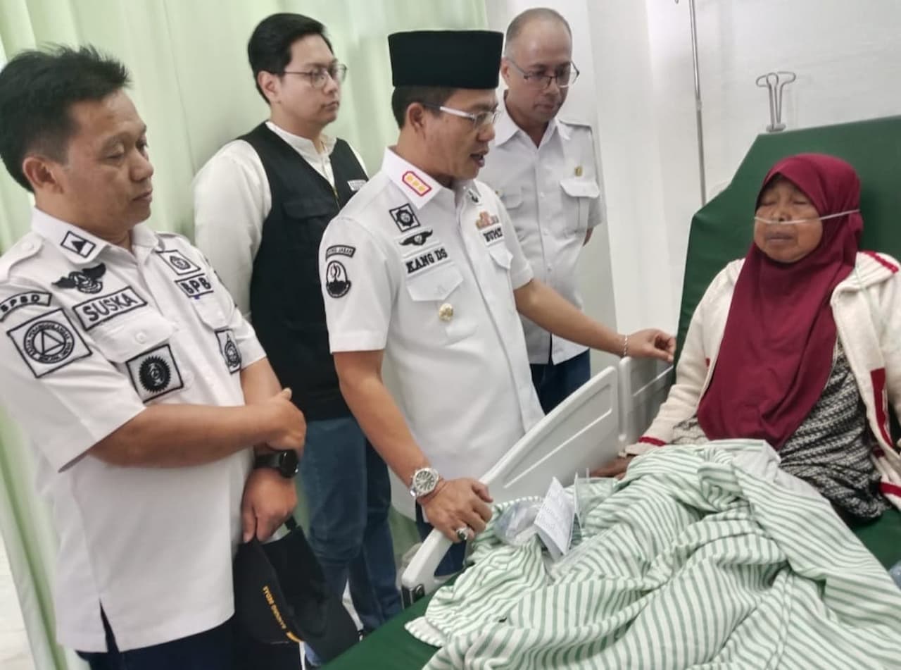 Gempa Bumi, Bupati Bandung Intruksikan BPBD Berikan Pertolongan dan Lakukan Pendataan