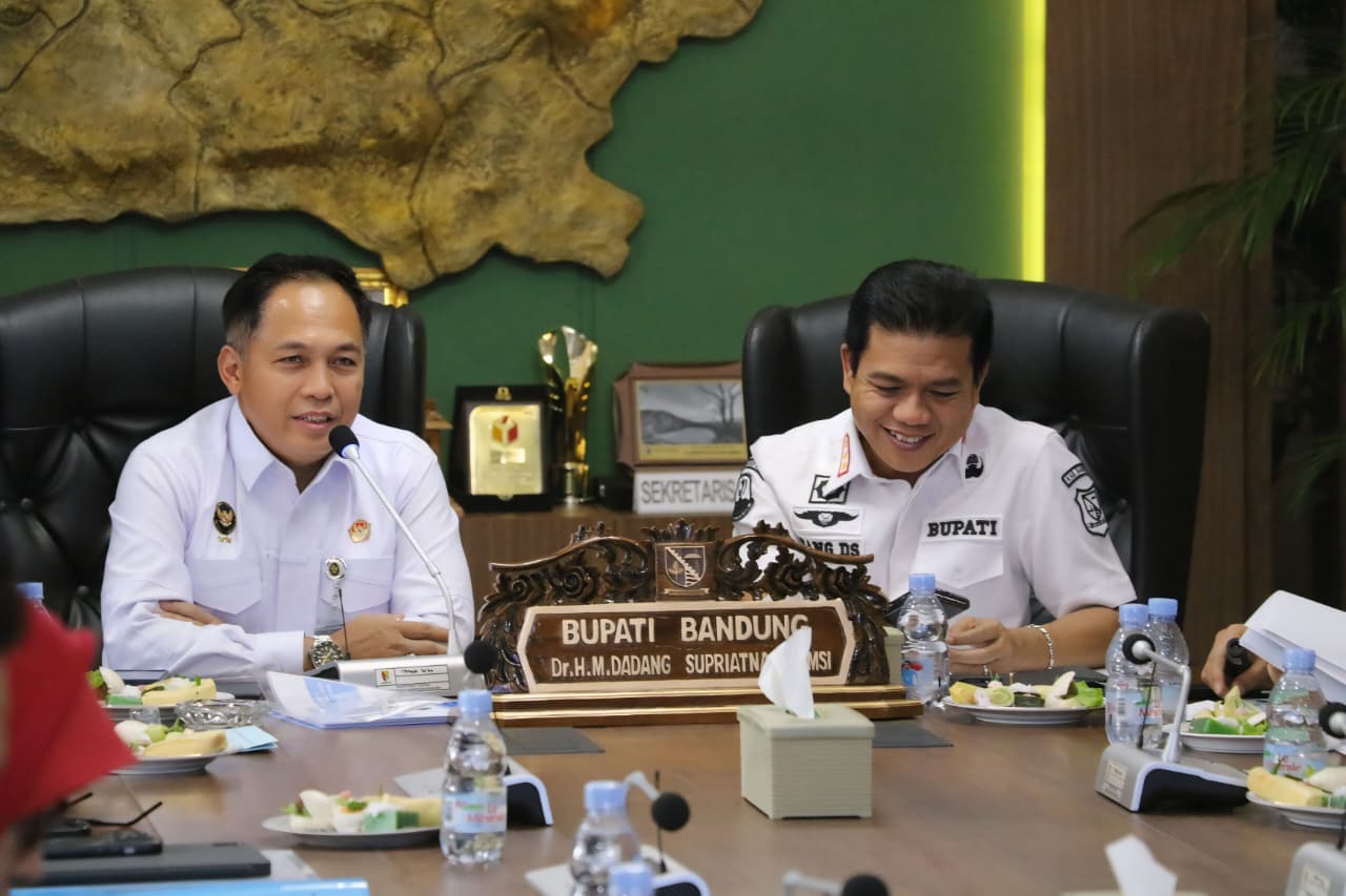 Kemenkopolkam Apresiasi Program MBG Kabupaten Bandung, Layak Jadi Percontohan Nasional   