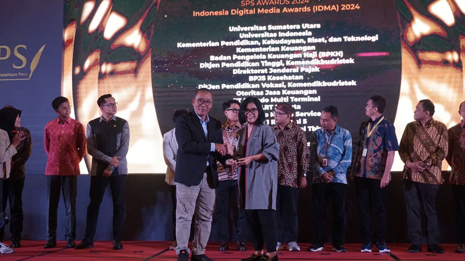 Kemendikbudristek Raih Penghargaan IDMA Sebagai Media Sosial Pemerintah Terbaik