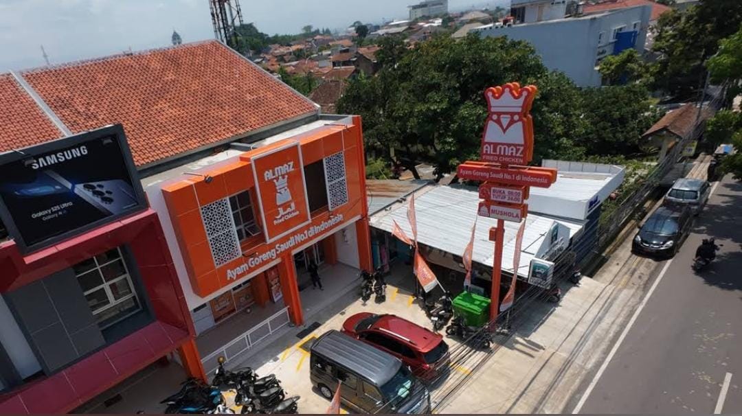'Lebarkan Sayap', Almaz Fried Chicken Soreang Resmi Hadir di Kabupaten Bandung