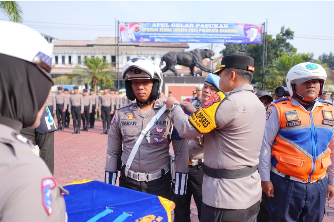 Ciptakan Kamseltibcarlantas, Polresta Bandung Gelar Apel Operasi Zebra Lodaya 2024