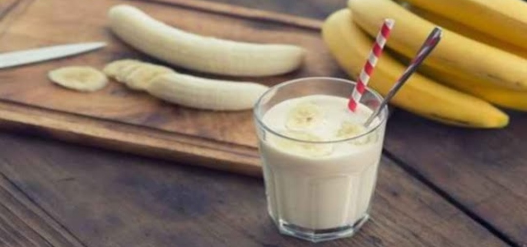 Bisa Mudah Menurunkan Kolesterol dan Darah Tinggi dengan Jus Pisang Segar, Ini 5 Aneka Resepnya