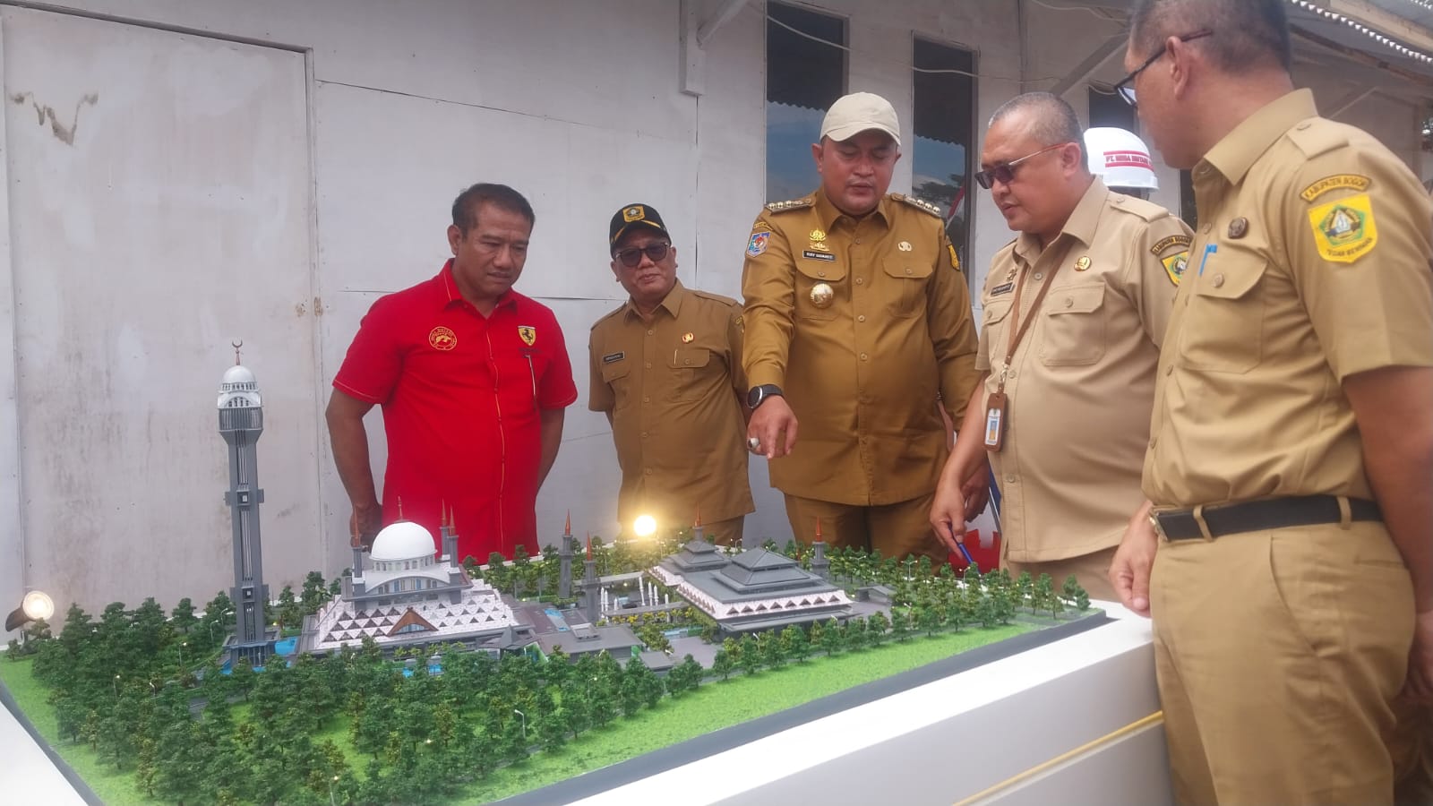 Bupati Bogor Rudy Susmanto Sebut Mesjid Raya di Pakansari Rampung pada Desember 2025