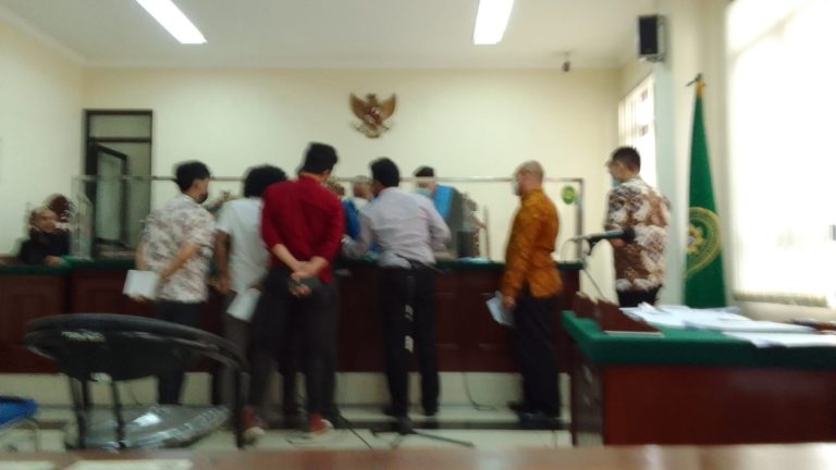 LBH Respon PTUN Tolak Gugatan SK DO Mahasiswa Inaba, Siap Maju Banding Ke Jakarta