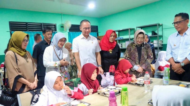 Evaluasi MBG oleh Presiden Prabowo Tuai Apresiasi dari MPR