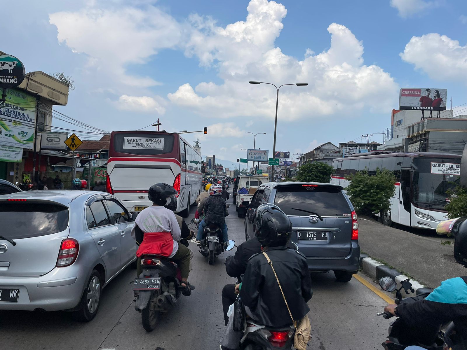 H-3 Lebaran, Jalur Nagreg Didominasi Kendaraan Roda Dua 