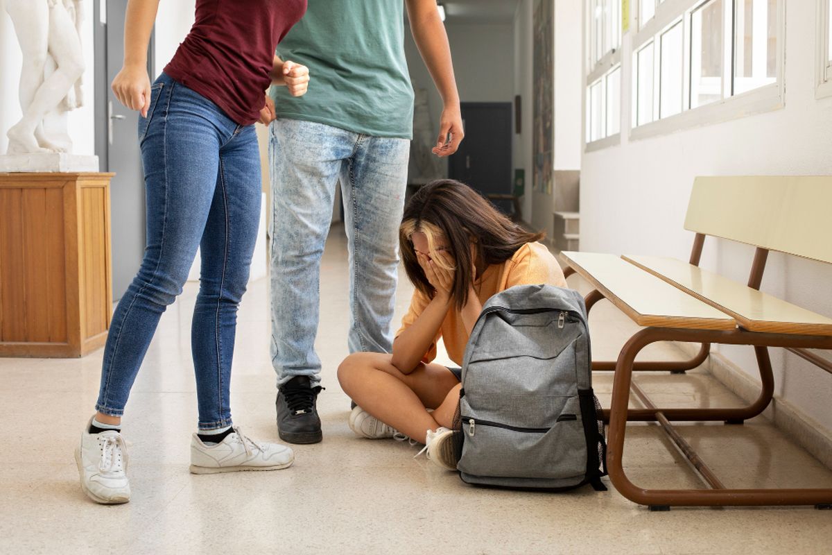 Tanda Anak Anda Menjadi Korban  Bullying dan Cara Mengatasi Kasus Bullying pada Anak Kita