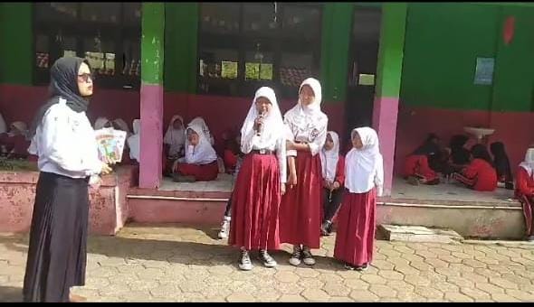 Perpustakaan Sekolah sebagai Pusat Literasi di SDN 2 Cipanas