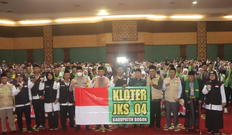 PJ Bupati Bogor Memulai Keberangkatan Perdana Jamaah Calon Haji dari Bogor