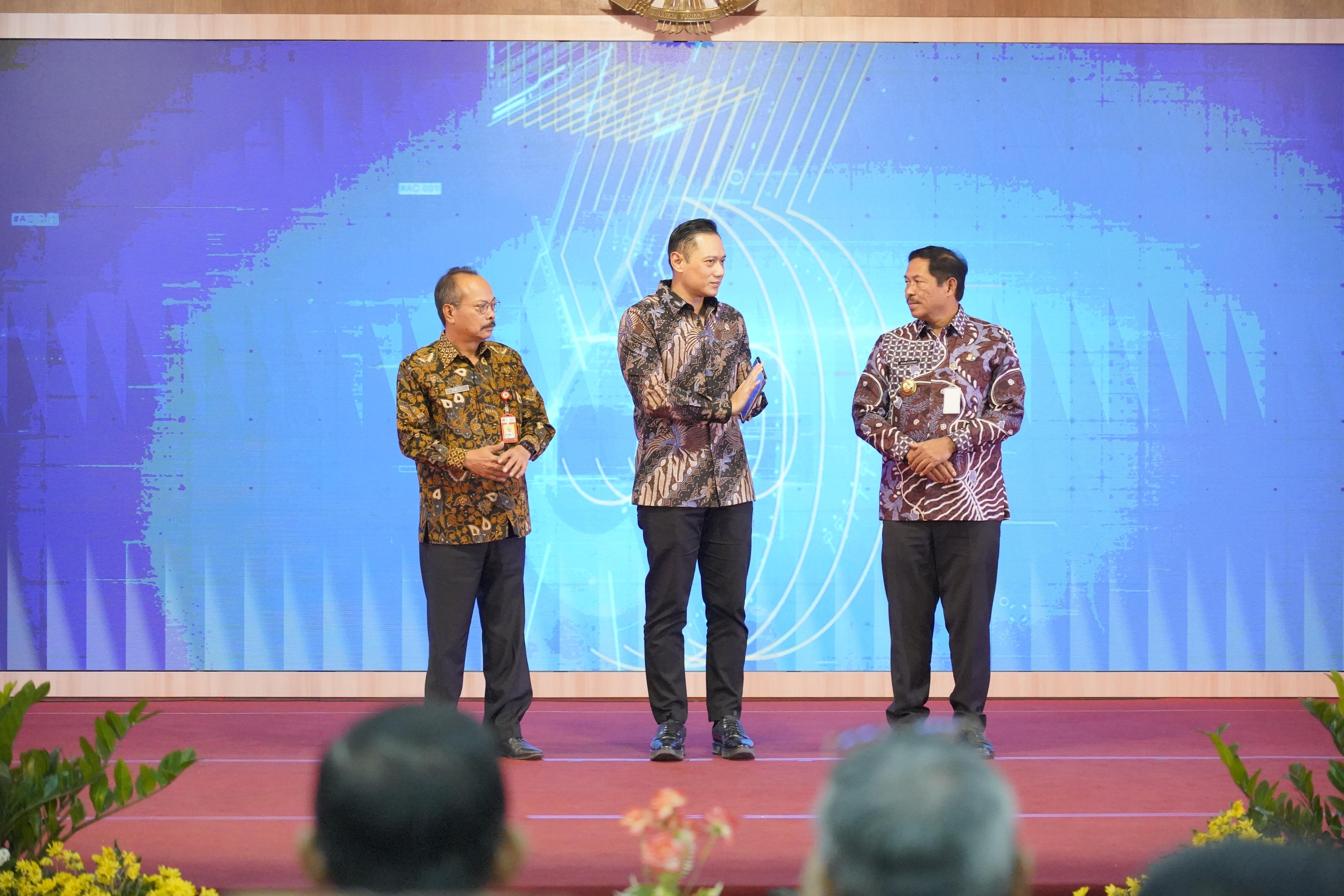 Menteri AHY Resmikan Sertipikat Tanah Elektronik di Jawa Tengah untuk Cegah Kejahatan Pertanahan   