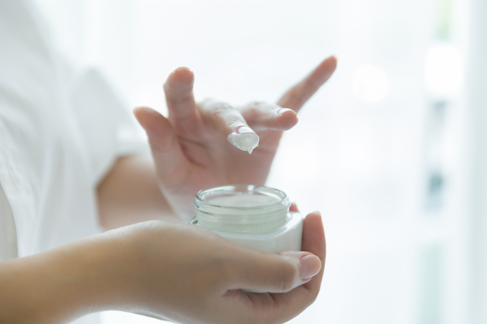 10 Rekomendasi Moisturizer Terbaik di Bawah 100 Ribu untuk Tahun 2023