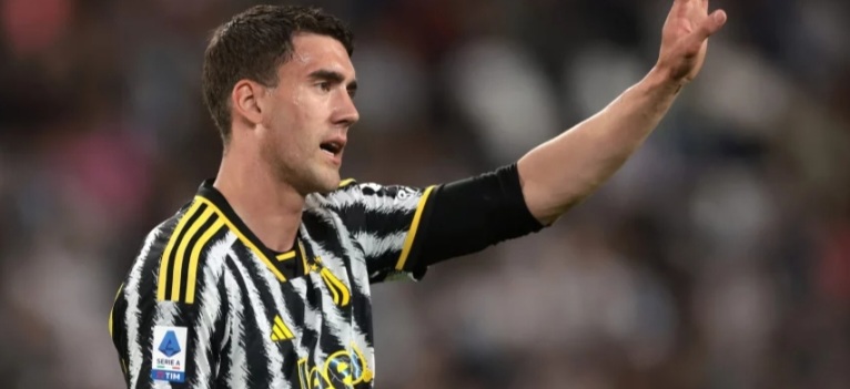 Serius Kejar Dusan Vlahovic, Bayern Munchen Siap Tawarkan Dua Pemain ke Juventus