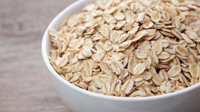 8 Kreasi Makan Oatmeal Lezat untuk Memulai Hari Anda dengan Baik