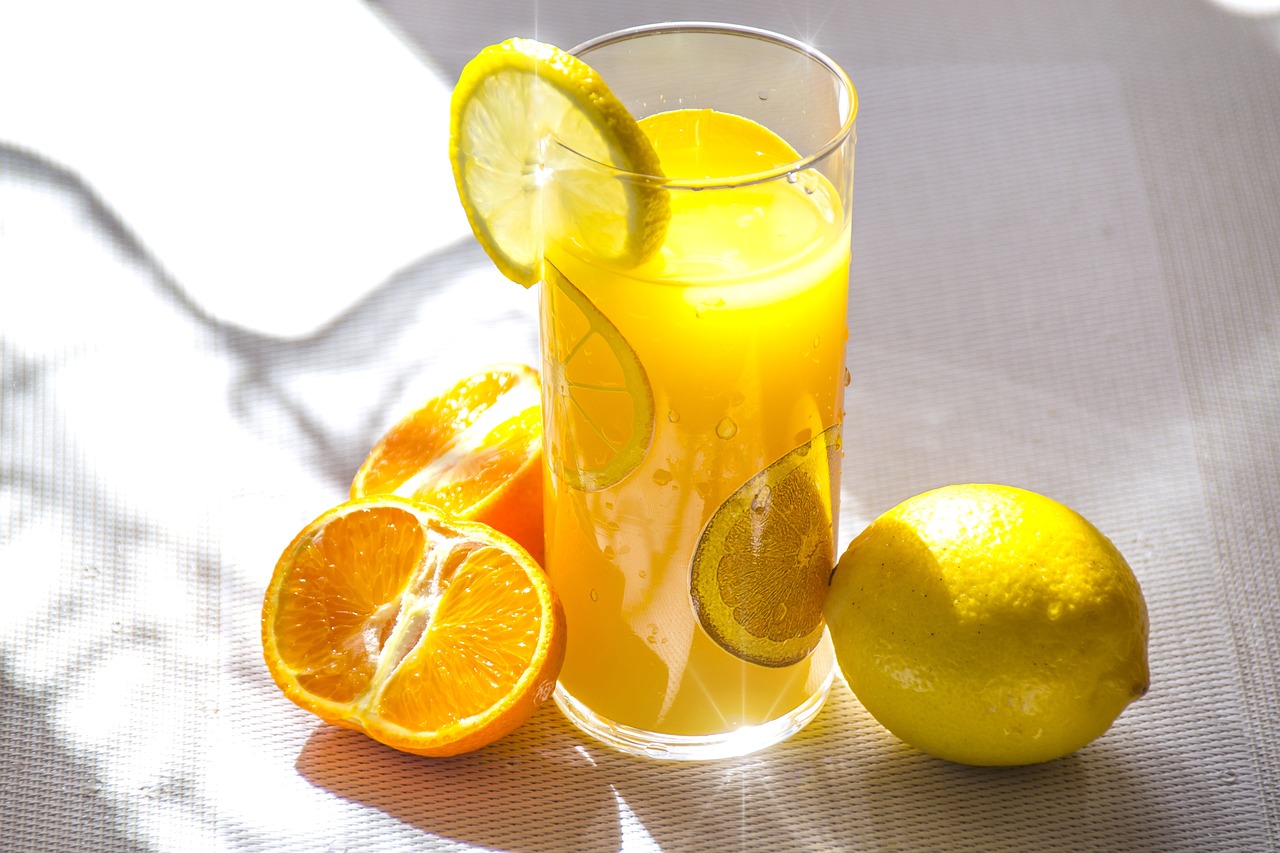 5 Cara Membuat Minuman Pagi Hari yang Ampuh Turunkan Berat Badan