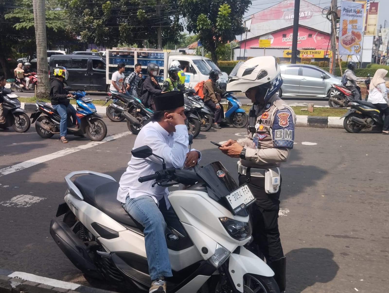 Operasi Patuh Lodaya 2025, Satlantas Polres Bogor Lakukan Tilang Manual dan ETLE Mobile