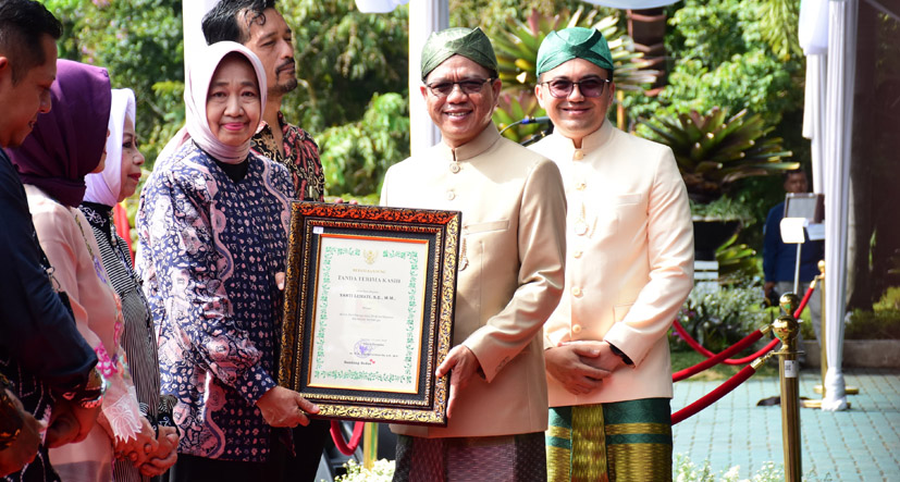 Bupati Dadang Supriatna Persembahkan 313 Penghargaan untuk Masyarakat Kabupaten Bandung