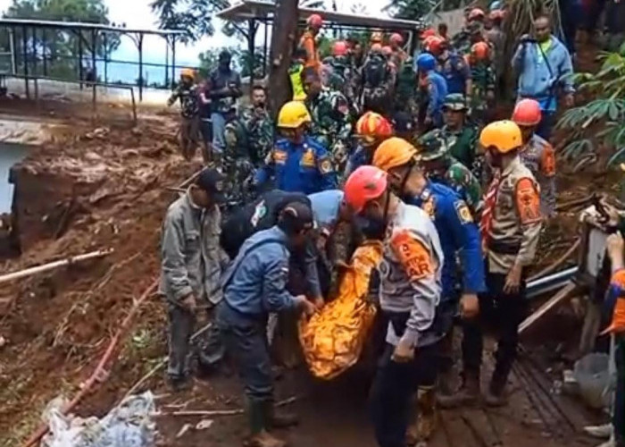 Dua Orang Meninggal Dunia Akibat Longsor Tanah di Sebuah Villa Kawasan Puncak Bogor