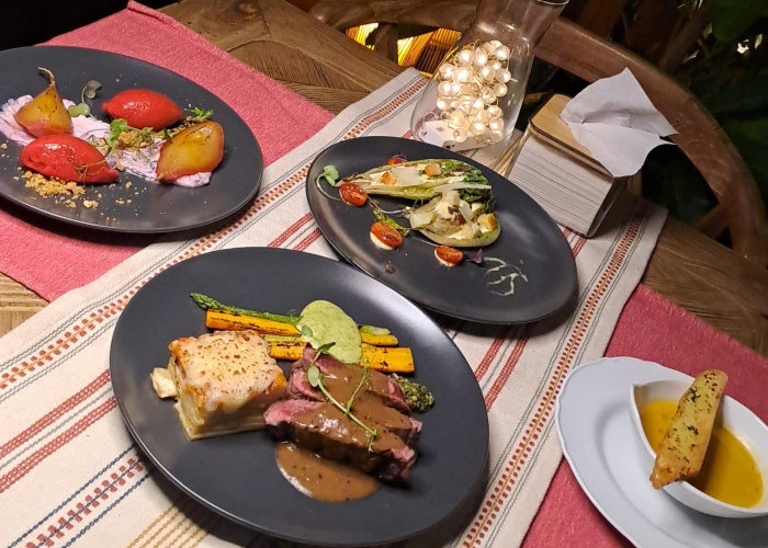 Valentine Lebih Intimate, Meze Steakhouse Suguhkan Wood-Fire Dining Experience Berkelas