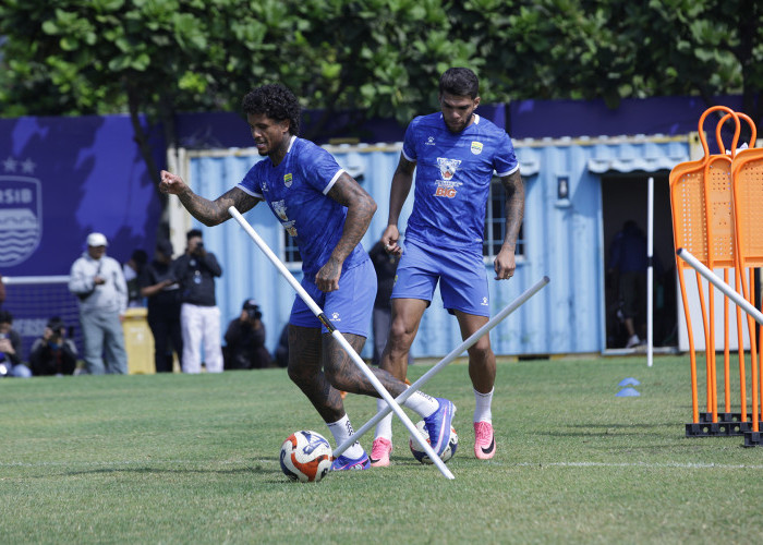 Persib Sudahi Belanja Pemain Setelah Penuhi Kuota Legiun Asing? 
