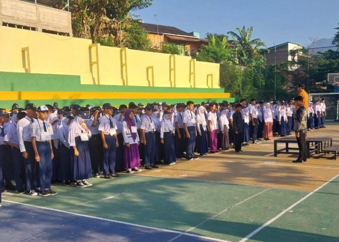 SMAN Jatinangor Gandeng BNN, TNI, dan Kepolisian dalam MPLS untuk Cegah Bullying   